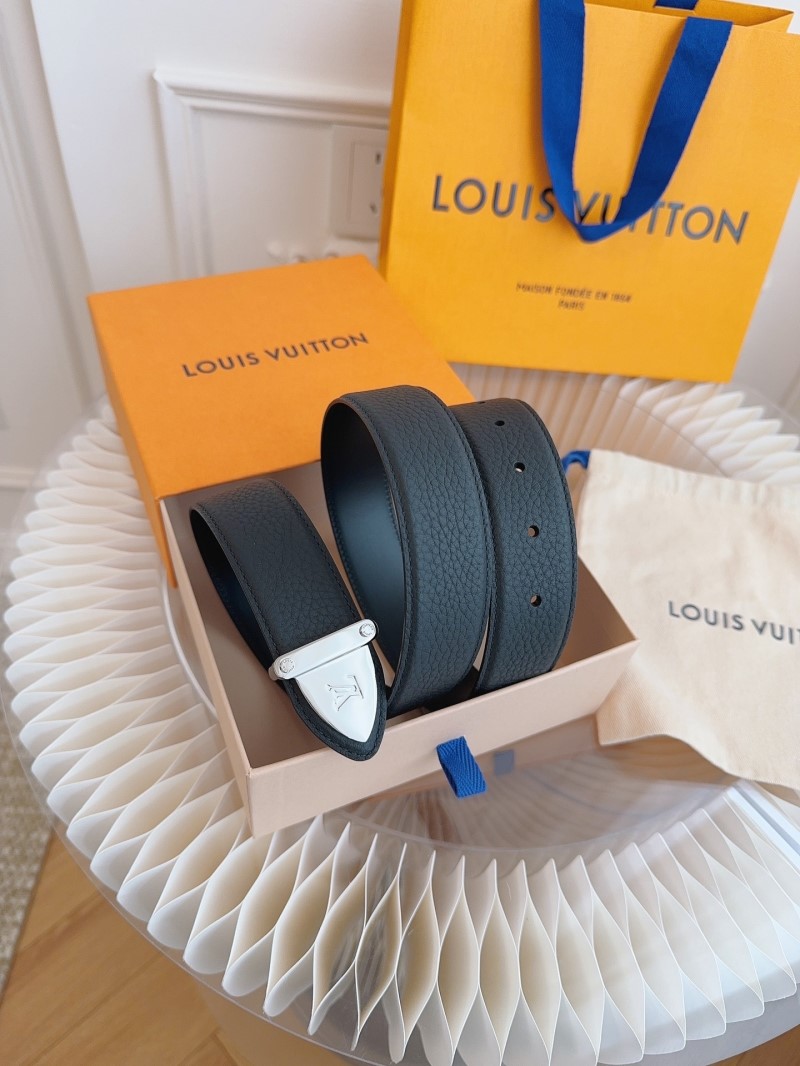 LOUIS VUITTON Belts